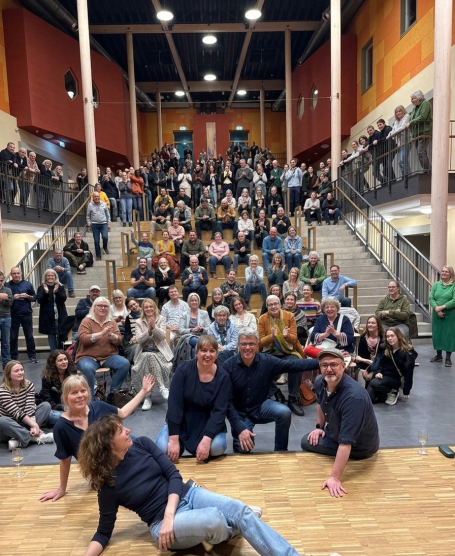 Improtheater in der Waldorfschule Bargteheide. Impro-Langform live in der Waldorfschule Bargteheide. Dein Improtheater für Stormarn, Schleswig-Holstein und Hamburg.