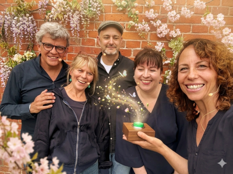 Frühling auf Knopfdruck Impro-Langform live in der Waldorfschule Bargteheide. Dein Improtheater für Stormarn, Schleswig-Holstein und Hamburg.