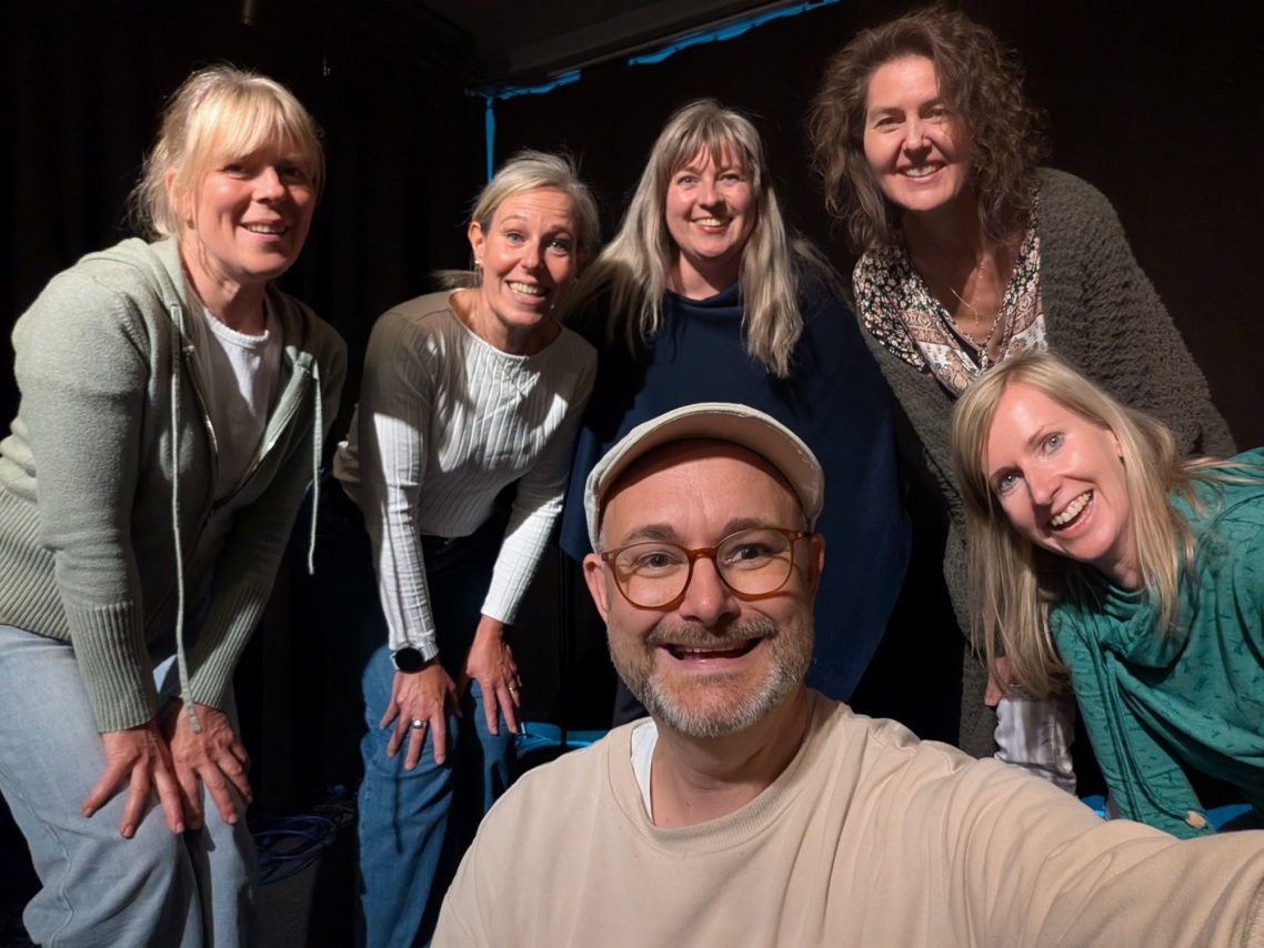 Gruppenfoto der Improwerkstatt von Spontanika in der Region Stormarn Gruppen-Selfie der Teilnehmenden der gestrigen Improwerkstatt.